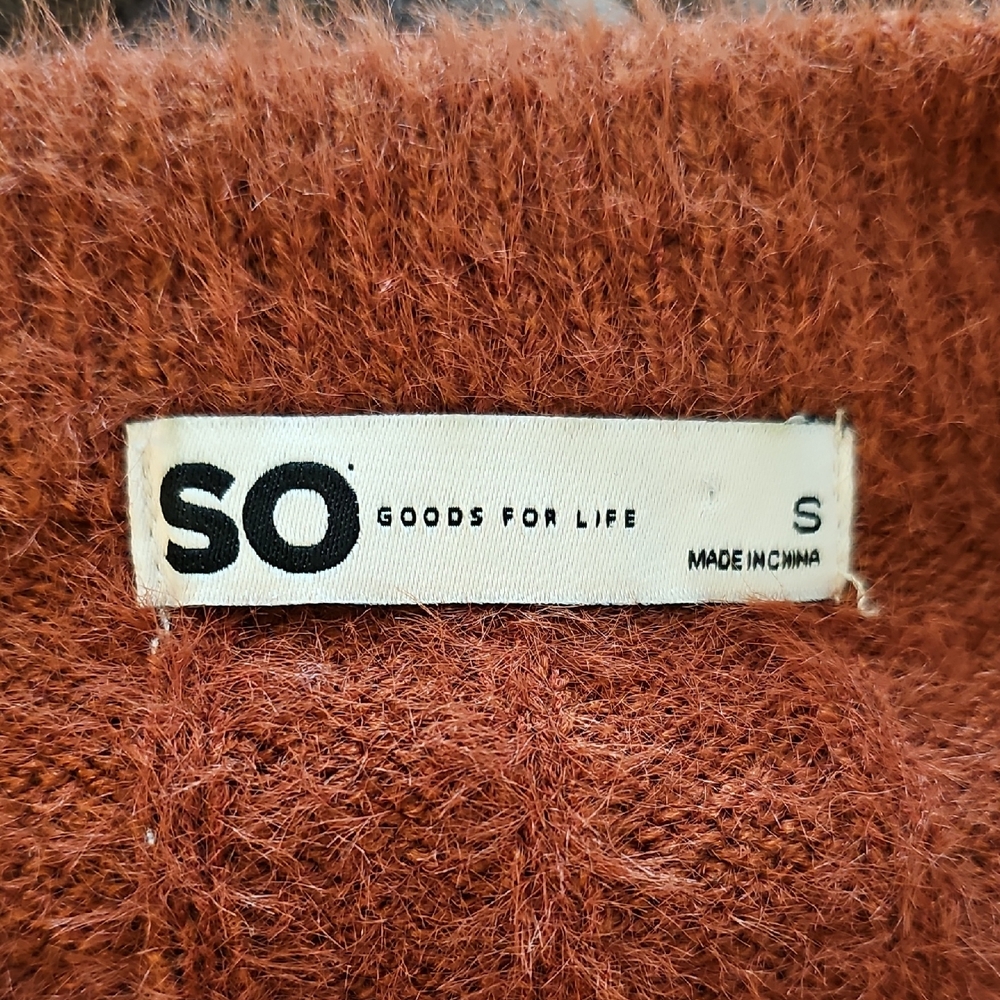 Sweater - Picture 14 of 16